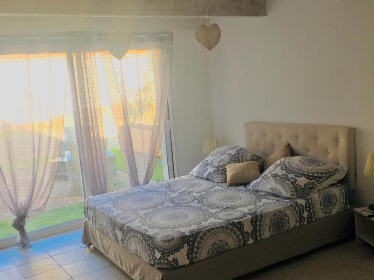 Chez Nous Hotell Mérindol Exteriör bild